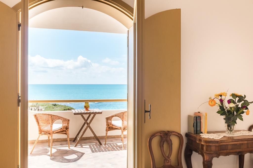 Il Varo A Mare Punta Braccetto Exterior foto