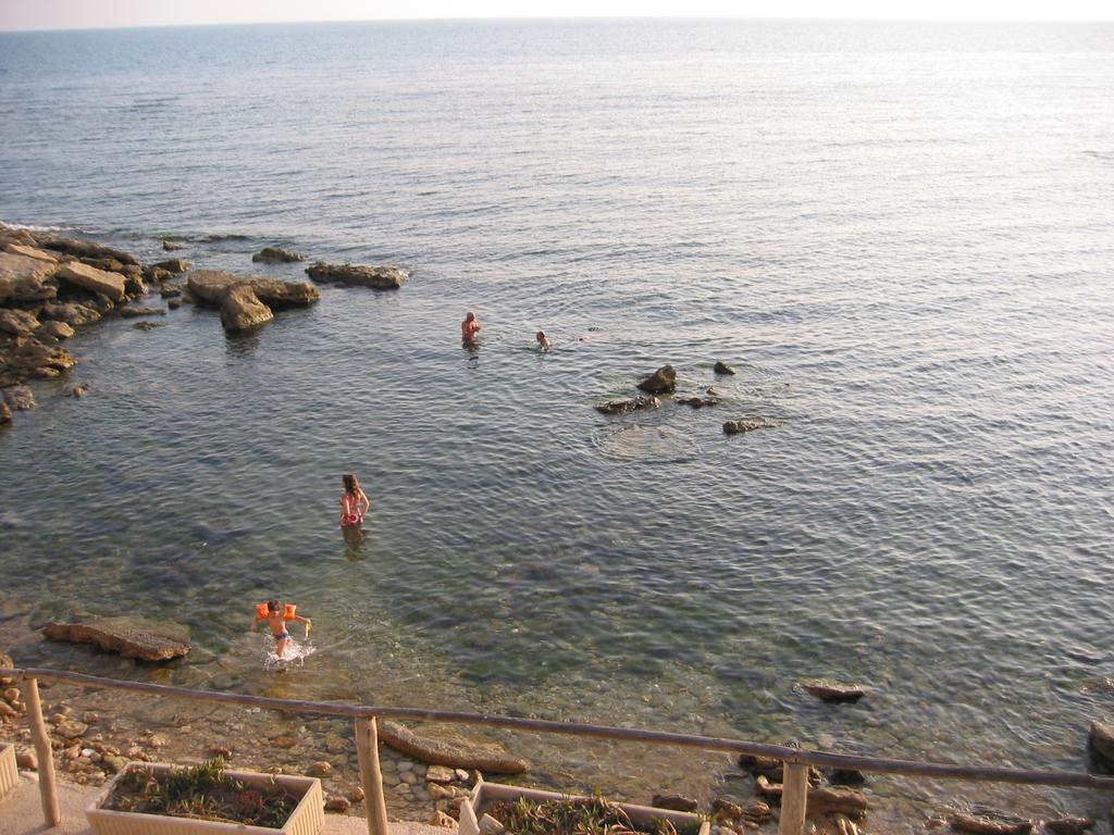 Il Varo A Mare Punta Braccetto Exterior foto